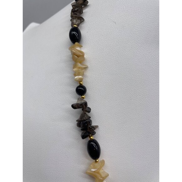 Zebra Pendant Necklace By Lee Sands With Mother Of Pearl Smokey Quartz 24" - Picture 3 of 9